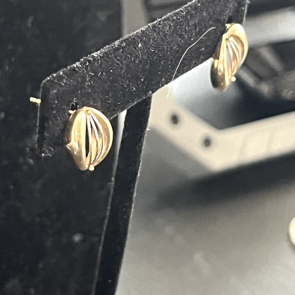 Sterling Silver/ 14kt gold earrings - Picture 5 of 5